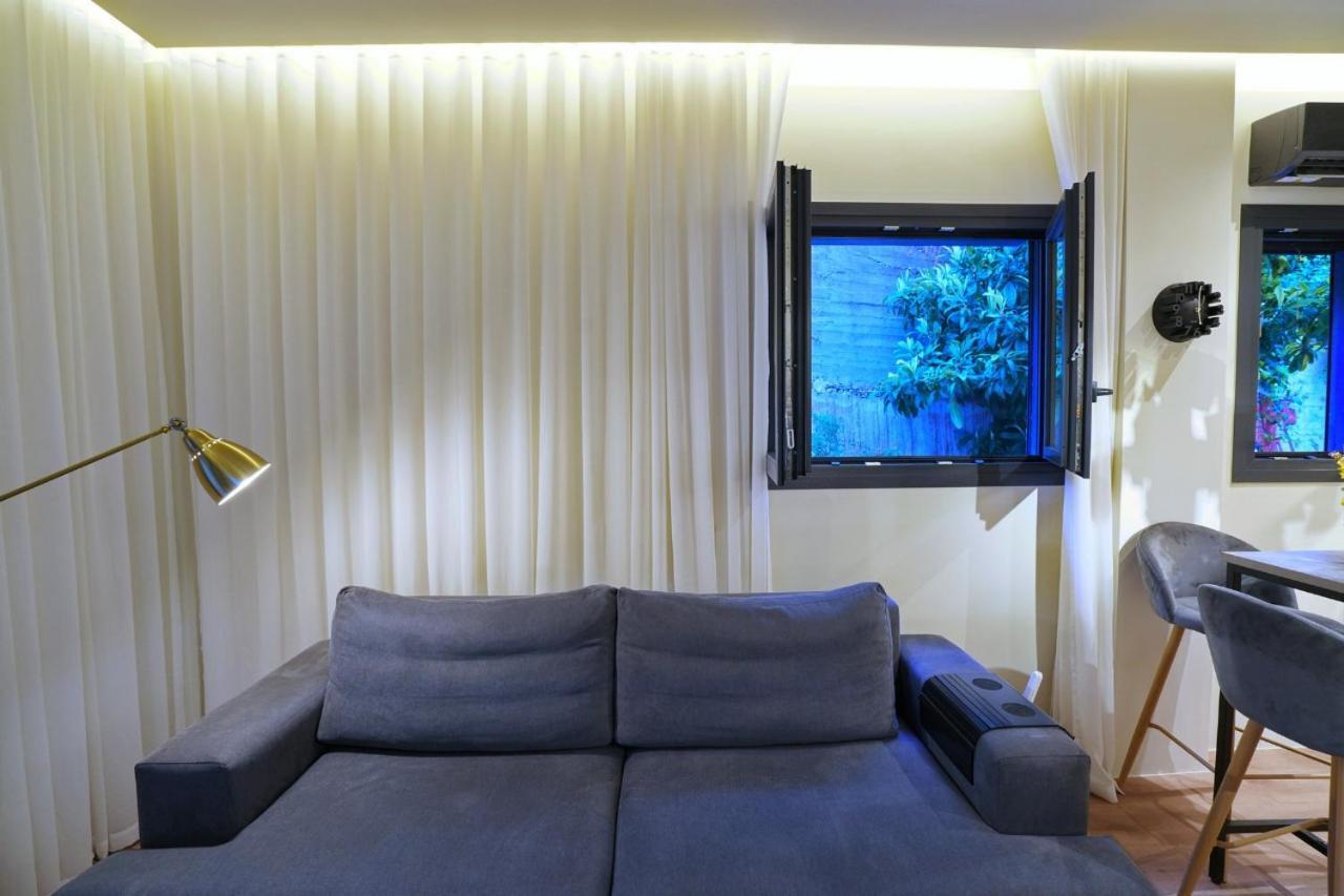 P Faliro Riviera Suite Атина Екстериор снимка